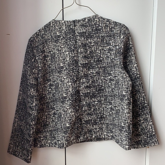 Printed Zara Blouse - Picture 2 of 4